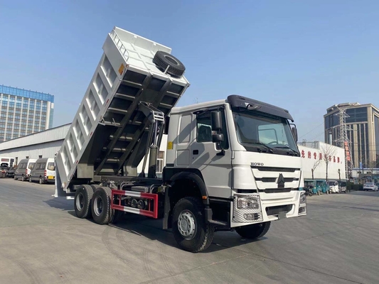 Sistem Lifting Tengah SINOTRUK HOWO Dump Truck371HP 6X4 20CBM 25 Ton Memuat
