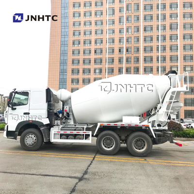 Howo Sinotruk 9 Kubik 10m3 12CBM Truk Pengaduk Semen Dua Kursi