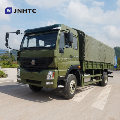 SINOTRUK 4*4 6x6 Truk Kargo Berat Off Road Lorry Vehicles Truk Militares