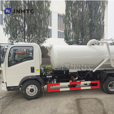 Sinotruk HOWO 4X2 Sewage Suction Truck Euro 3 Rhd LHD 5000 Liter