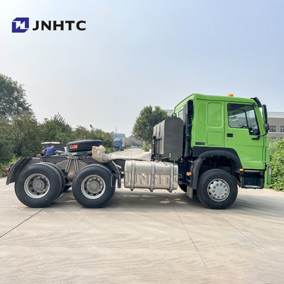 Sinotruk HOWO Euro2 RHD Truk Penggerak Utama 6x4 10 Roda 20T truk trailer traktor