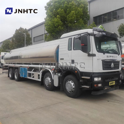 8x4 20000 Liter 30000 Liter Truk Tangki Bahan Bakar Sinotruk 25000 Liter Truk Tanker Minyak