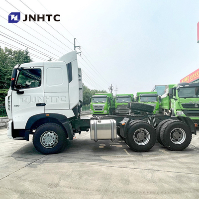 Euro2 HOWO Prime Mover Truck 420hp Truck 6x4 10 roda Sinotruk Towing Truck