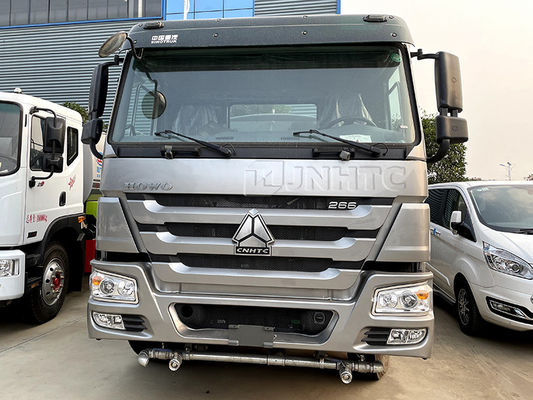 Sinotruk Howo 6 Wheeler 4 * 2 Truk Tanker Bahan Bakar Howo Oil Tanker 10000L