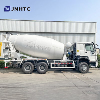 336hp Sinotruk HOWO 8m3 Truk Pengaduk Beton 6x4 Drive