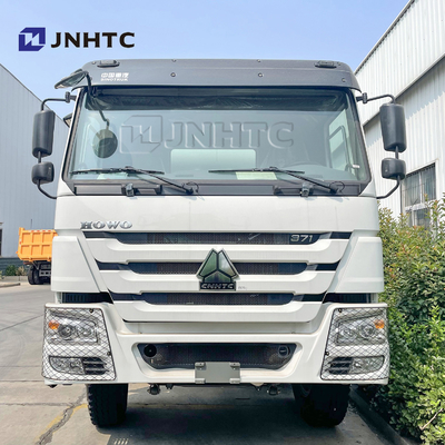 LHD Sinotruk HOWO 9m3 Kendaraan Pengaduk Beton 10 roda