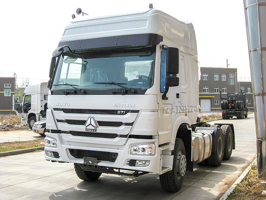Sinotruk Howo 6x4 10 Roda Trailer Traktor Kompak Mesin Diesel 371hp 420hp