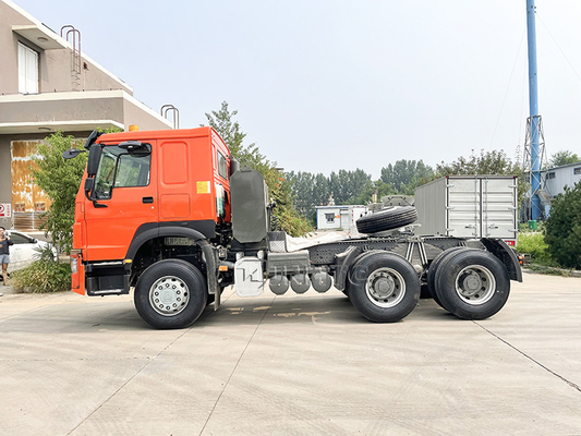 Sino Howo 371hp Truk Penggerak Utama Gandar Kembar 50 Ton