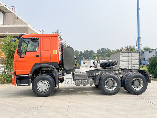 Sino Howo 371hp Truk Penggerak Utama Gandar Kembar 50 Ton