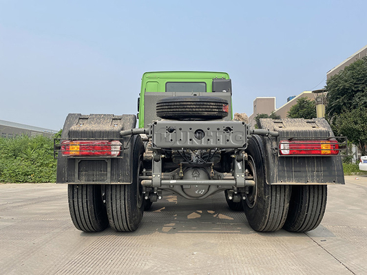 Euro2 LHD Sinotruk Howo 10 Roda Truk Trailer Traktor 371 Hp 50 Ton