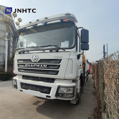 Shacman 8x4 F3000 12 Ton Truck Mounted Crane 4 lengan lurus 12 roda