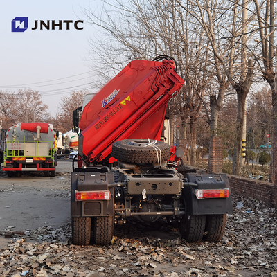 371hp 8 Ton Telescopic Crane Truck Sinotruk HOWO 6x4 40t 10 Roda