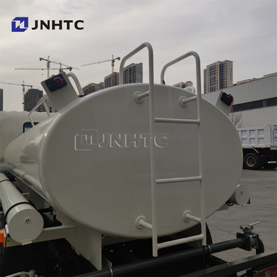 Truk Tangki Air Stainless Steel Tugas Ringan Howo 5000 Liter