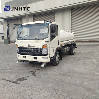 Truk Tangki Air Stainless Steel Tugas Ringan Howo 5000 Liter