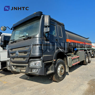 Howo Oil Tank Truck 6x4 380hp Kapasitas 10 Roda 20000 Liter High Strength Steel Fuel Tank Truck
